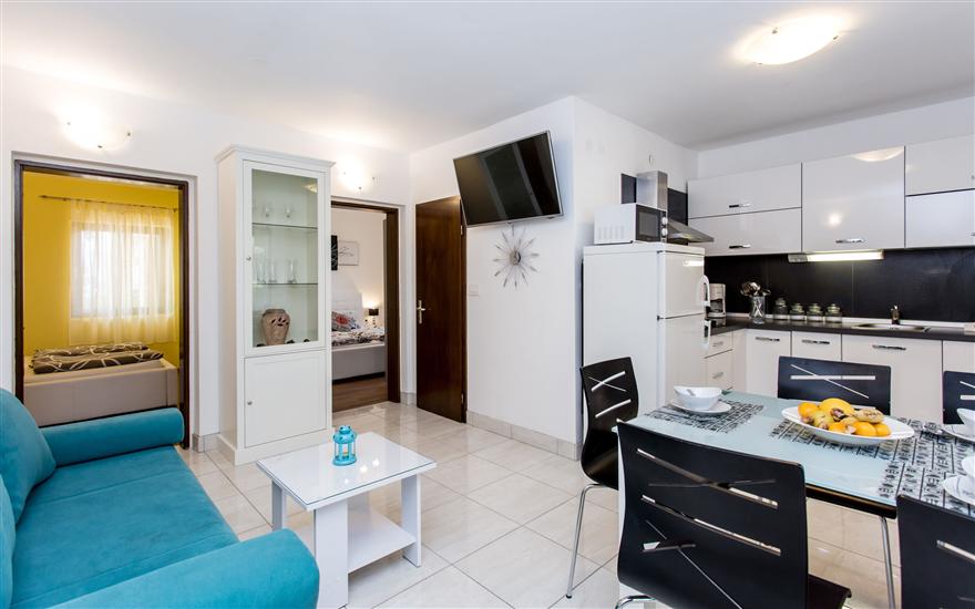 Apartment A2, for 5 persons