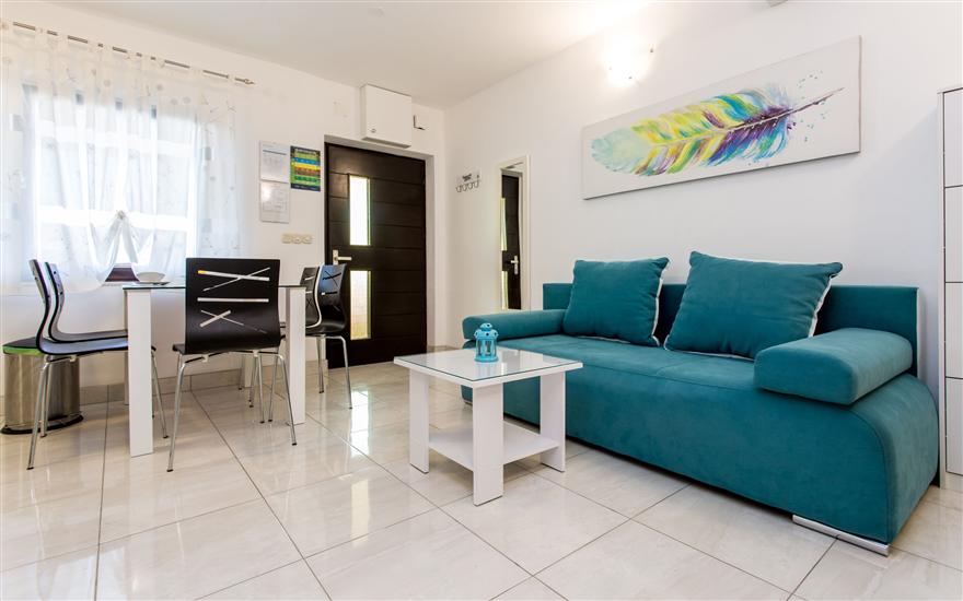 Apartment A2, for 5 persons