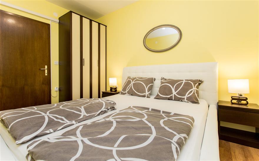 Apartment A2, for 5 persons