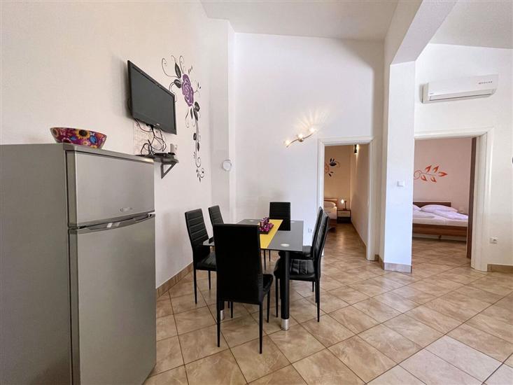 Apartment A3, for 5 persons