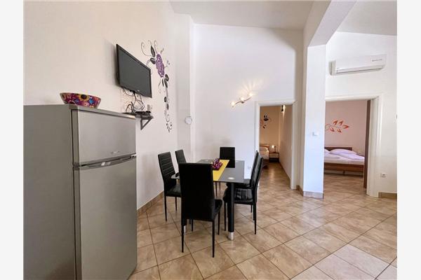 Apartment A3, for 5 persons