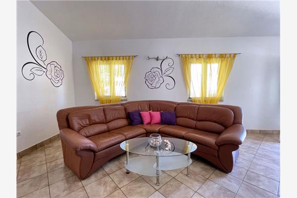 Apartment A3, for 5 persons