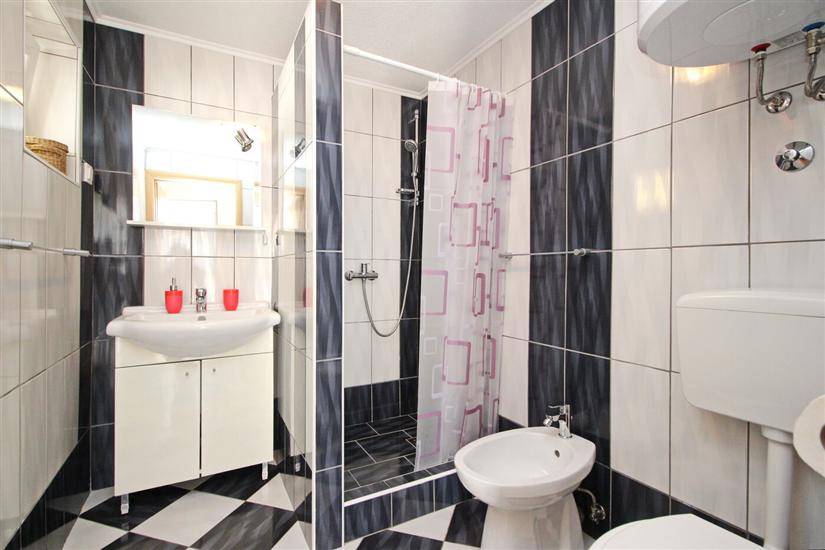 Apartment A3, for 5 persons