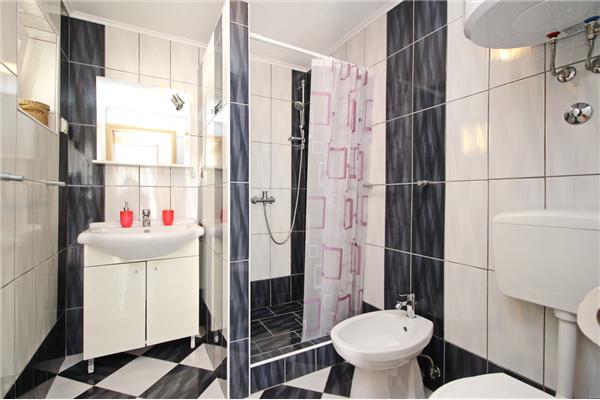 Apartment A3, for 5 persons