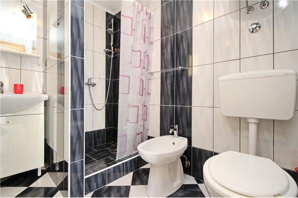 Apartment A3, for 5 persons