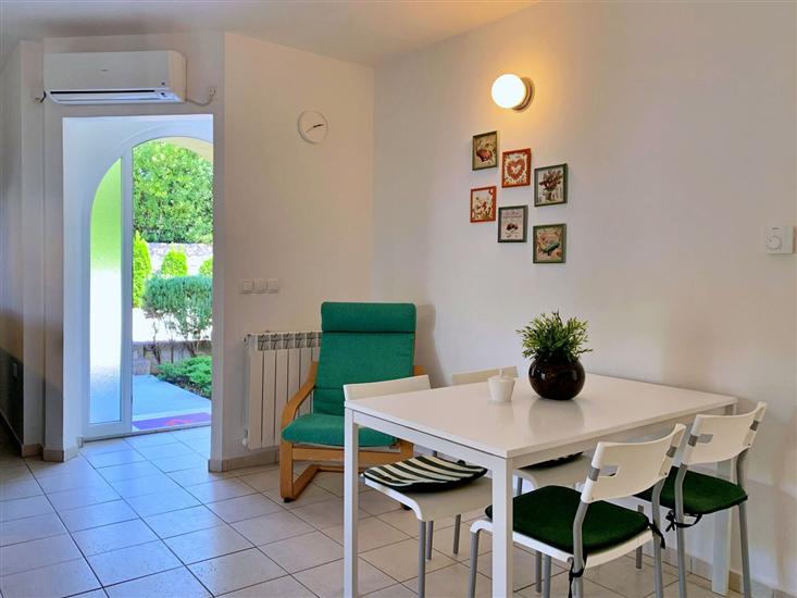 Apartment A2, for 4 persons