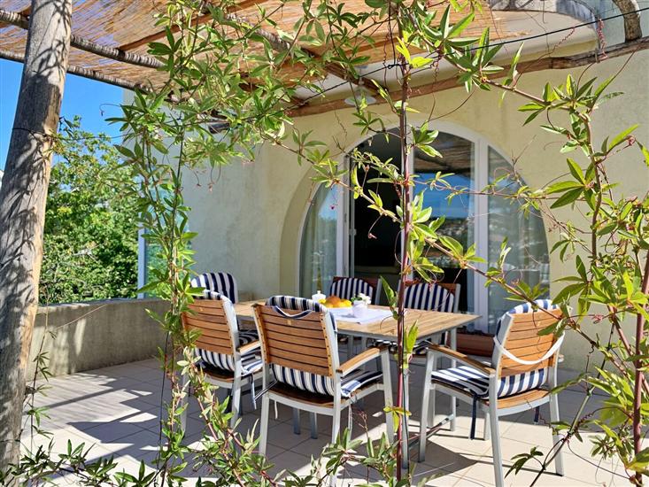 Apartment A4, for 4 persons