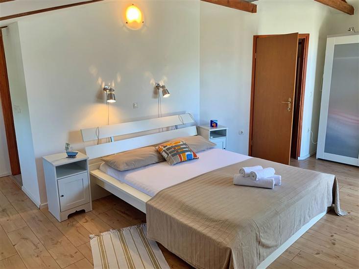 Apartment A4, for 4 persons