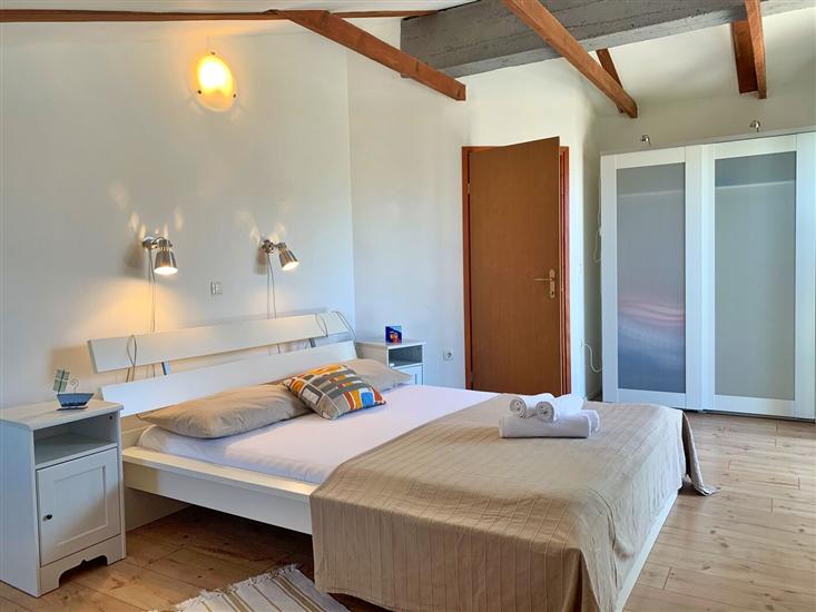 Apartment A4, for 4 persons