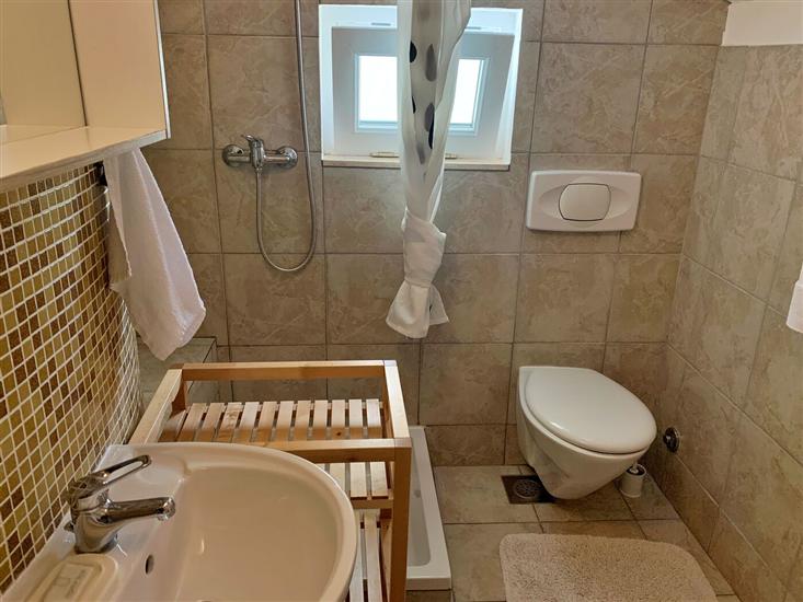 Apartment A4, for 4 persons