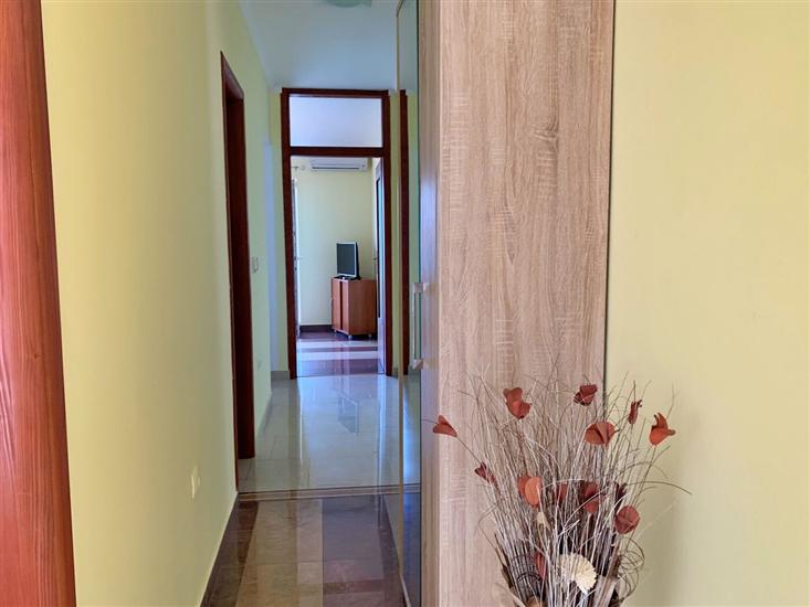 Apartment A1, for 3 persons