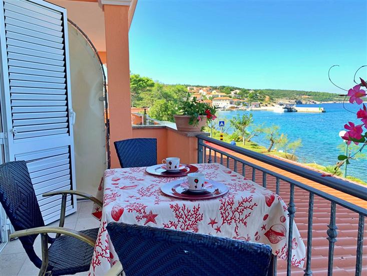 Apartment A2, for 3 persons