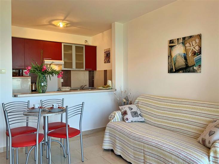 Apartment A2, for 3 persons