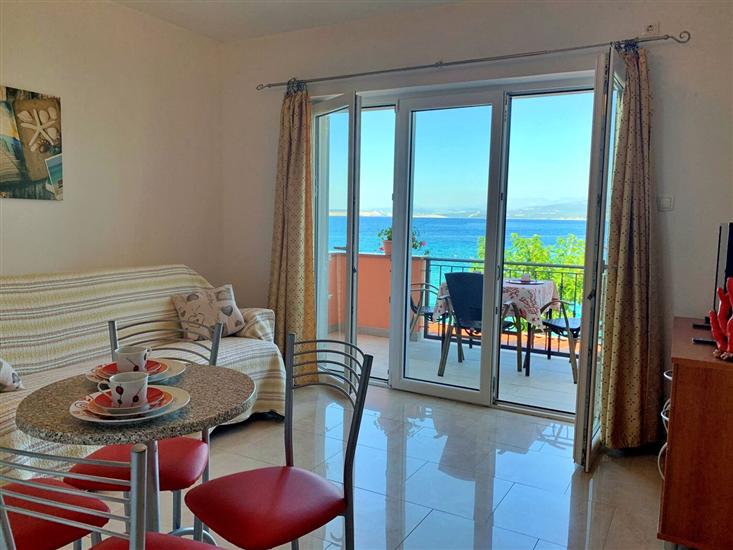 Apartment A2, for 3 persons