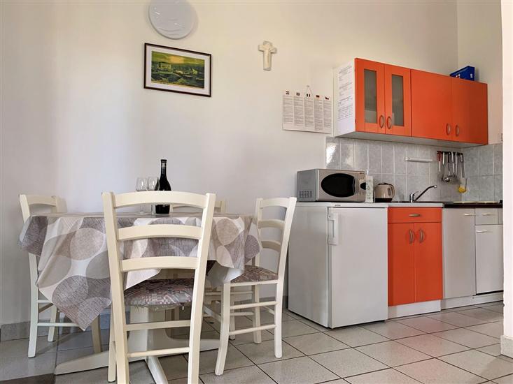 Apartment A1, for 3 persons