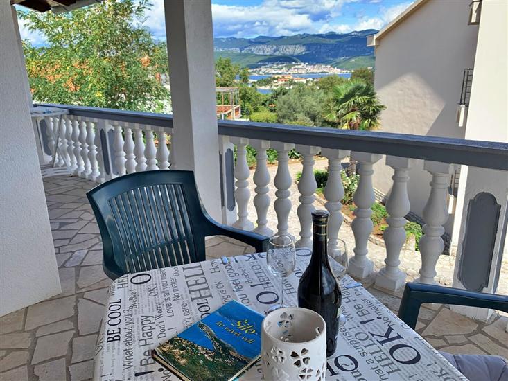 Apartment A2, for 3 persons