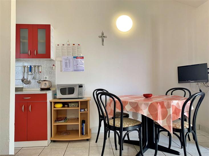 Apartment A2, for 3 persons