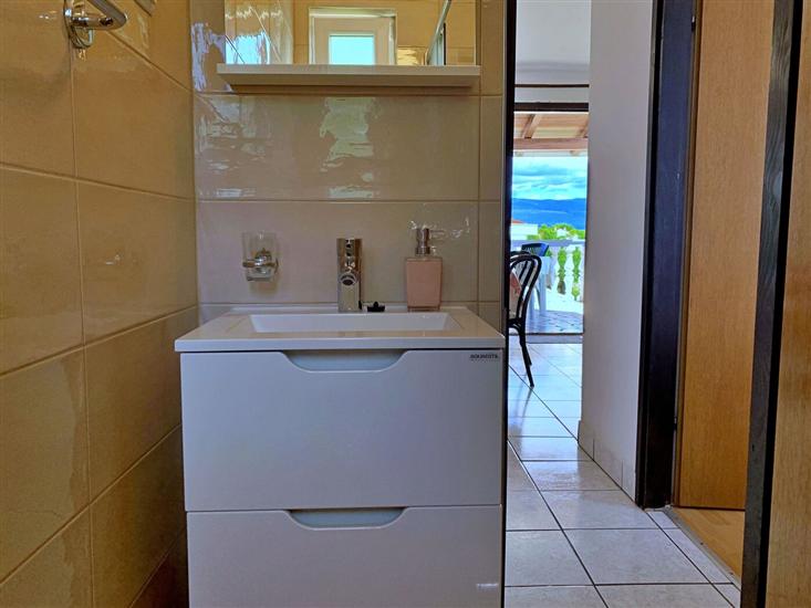 Apartment A2, for 3 persons