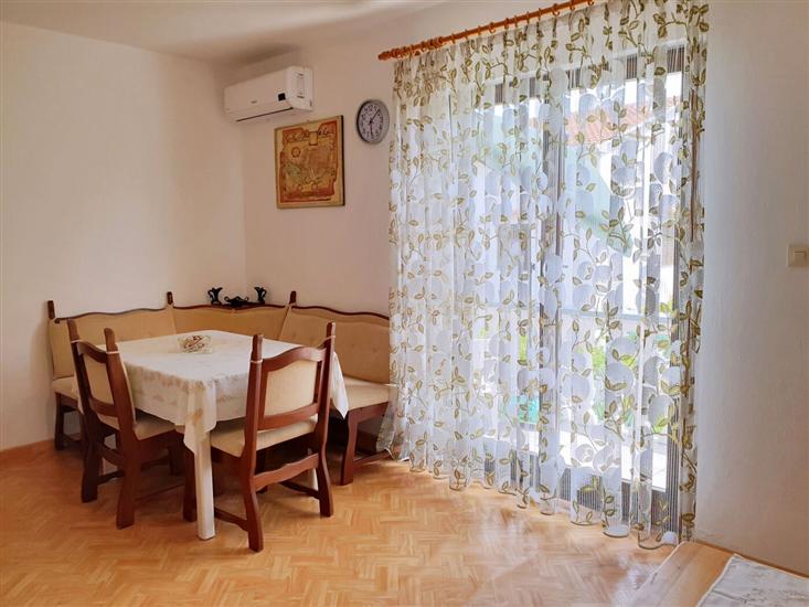 Apartman A2, na 4 osebe