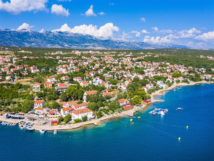 Apartment Azeret sa bazenom