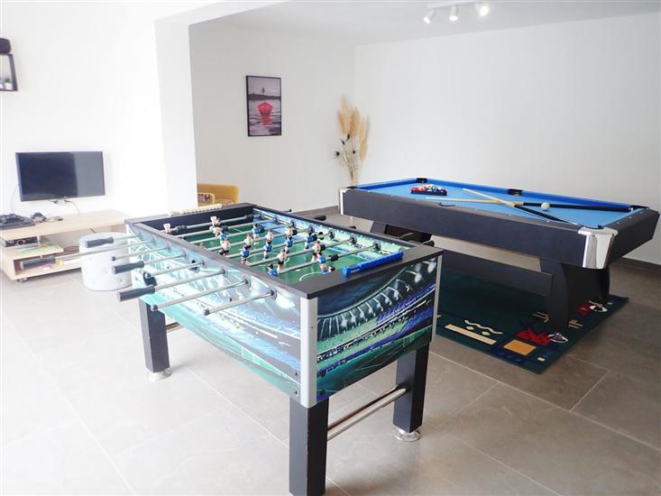 Apartment Azeret sa bazenom