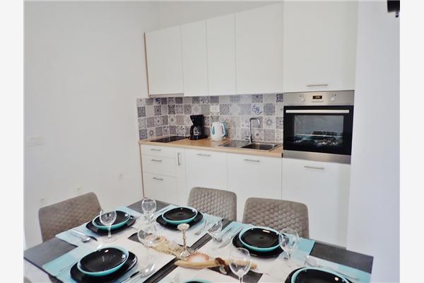 Apartment A1, for 6 persons