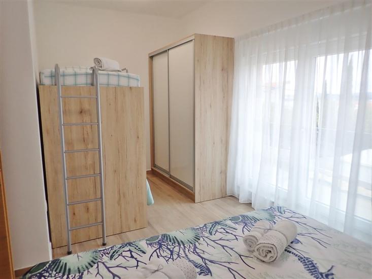 Apartment A1, for 6 persons