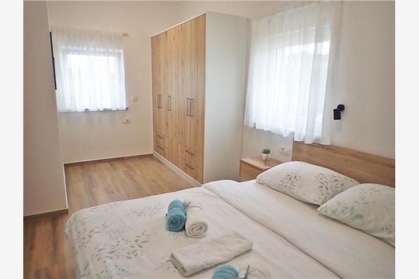 Apartment A1, for 6 persons