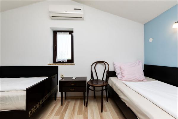 House K1, for 5 persons