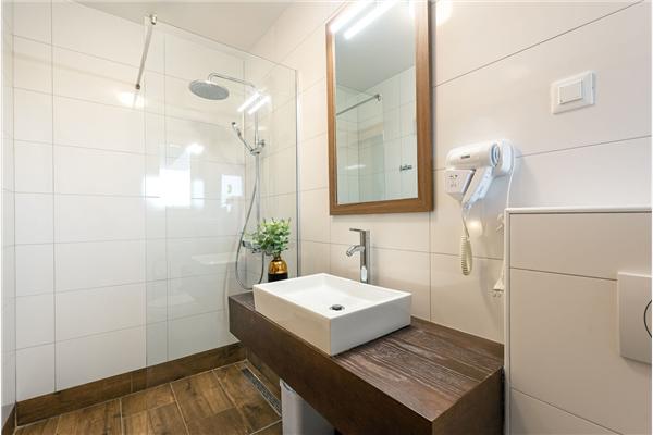 House K1, for 8 persons