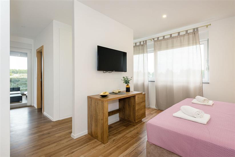 House K1, for 8 persons