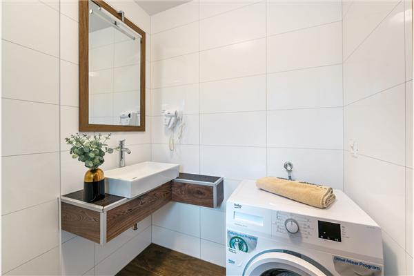 House K1, for 8 persons