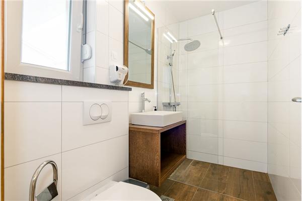 House K1, for 8 persons