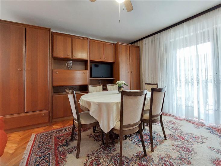 Apartment A3, for 8 persons