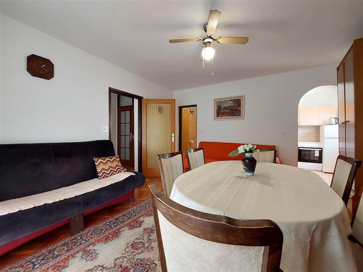 Apartment A3, for 8 persons