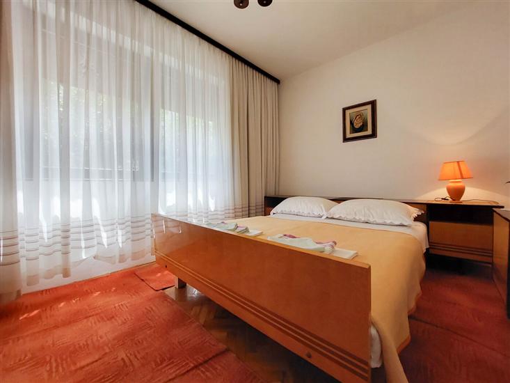 Apartment A3, for 8 persons