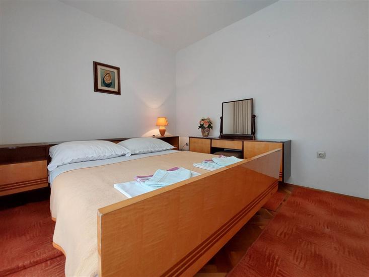 Apartment A3, for 8 persons