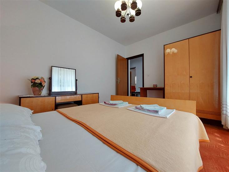 Apartment A3, for 8 persons