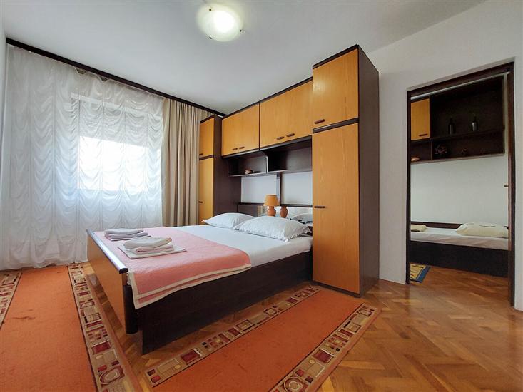 Apartment A3, for 8 persons