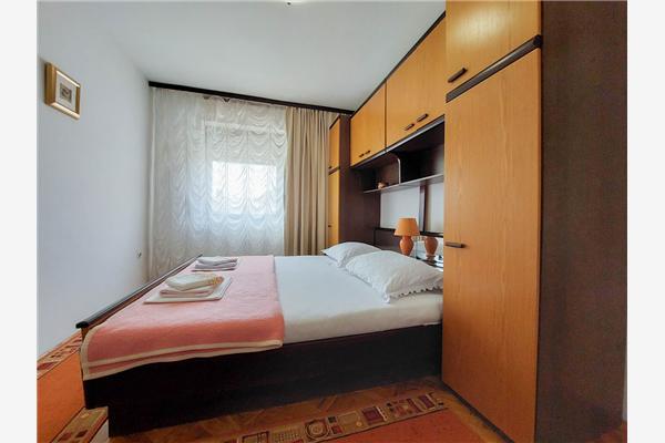 Apartment A3, for 8 persons
