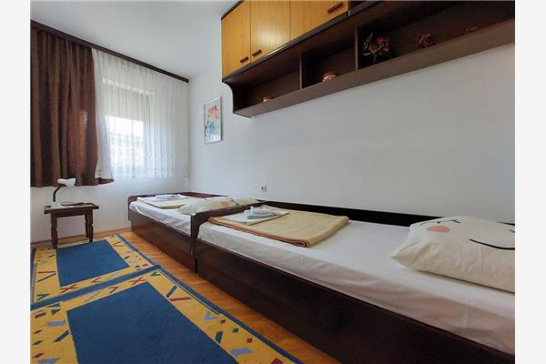 Apartment A3, for 8 persons
