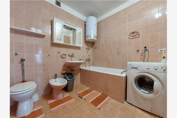 Apartment A3, for 8 persons