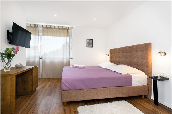 House K1, for 8 persons