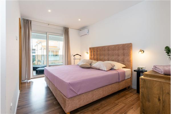 House K1, for 8 persons