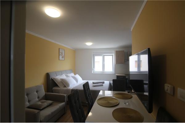 Apartment A4, for 3 persons