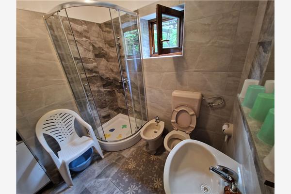 Apartment A2, for 9 persons