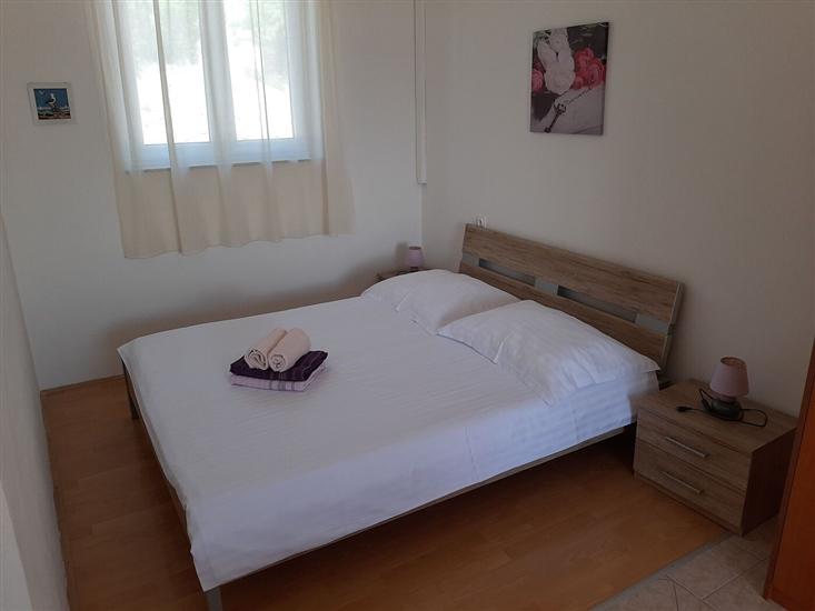 Apartment A2, for 3 persons