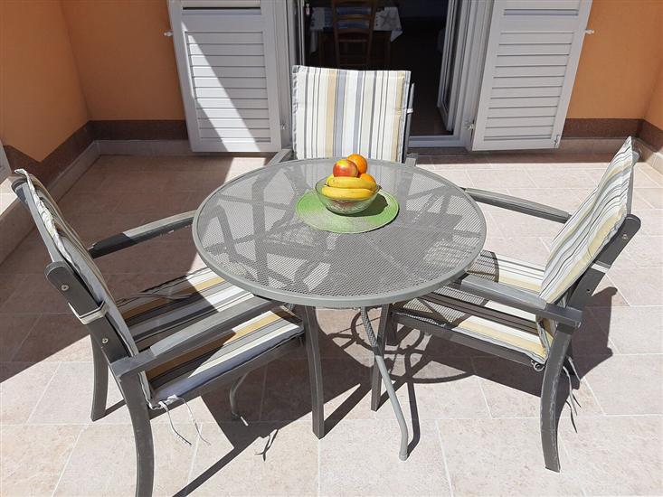 Apartment A2, for 3 persons