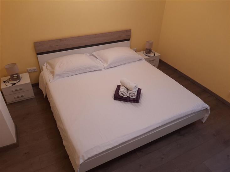 Apartment A3, for 5 persons