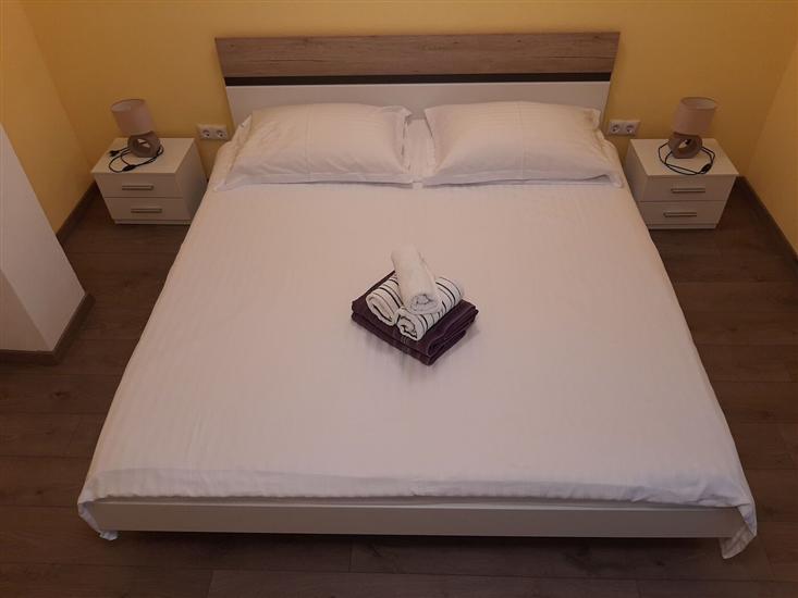 Apartment A3, for 5 persons